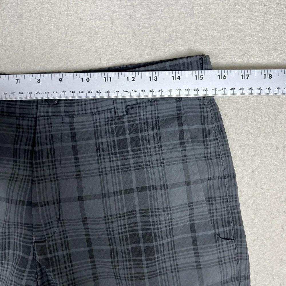 Nike Golf Shorts Mens 30‎ Gray Plaid Stretch Performance Quick Dry Pockets